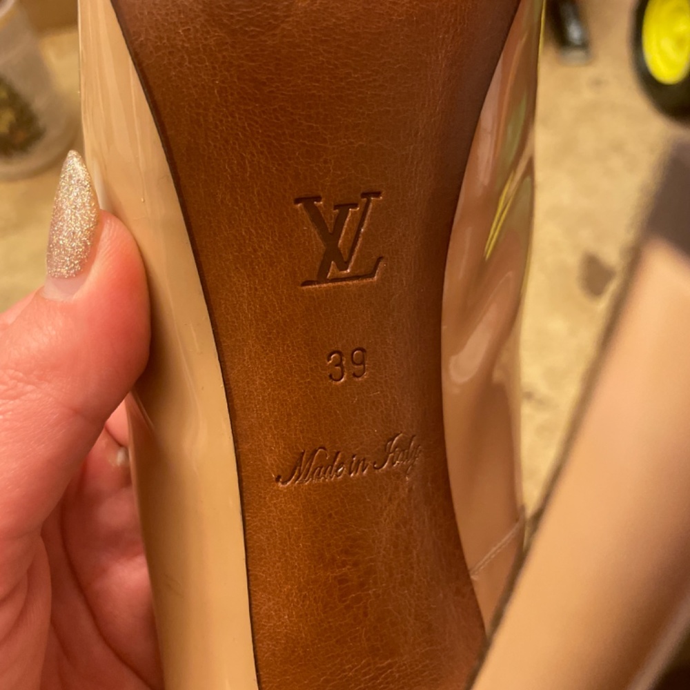 Louis Vuitton Pumps - Picture 6 of 6